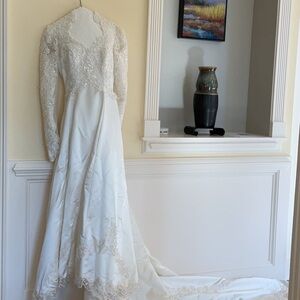 Stunning Vintage Custom Wedding Dress